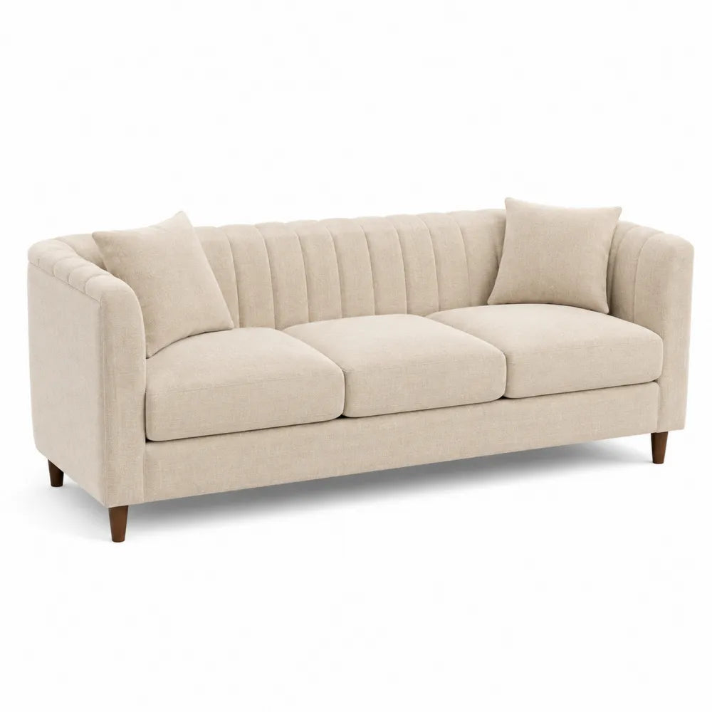 Sofá de tres plazas de tela y madera beige